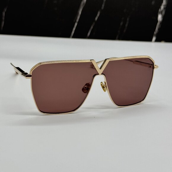 NEW VALENTINO SUNGLASSES GOLD WOMEN VALENTINO V-GOLD SHIELD VLS-137B main image 12